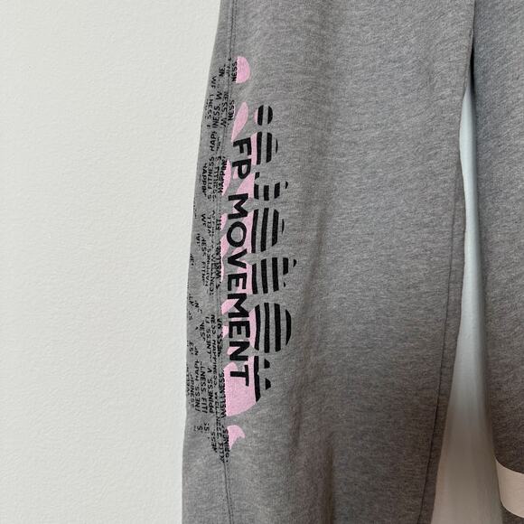 Free People FP Movement All Star oversized graphic print sweatpants joggers XS - Picture 6 of 7